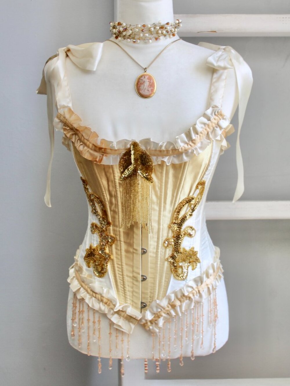 Vintage Handmade Satin Ruffle Beaded Embroidered Corset White Gold Size Small